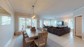 Interior - 4 Bedroom Oceanfront Villa in Windsor Place! (Hilton Head)