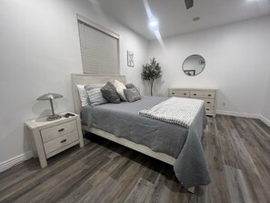 4 bedrooms, in-room safe, iron/ironing board, travel cot