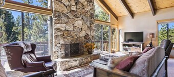 Modern Tahoe Retreat with A/C, Lake Peek & 3 King Beds