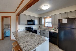 Fridge, microwave, oven, stovetop - Island Fantasea- Short Walk to Beach- Lower Level (Buxton)