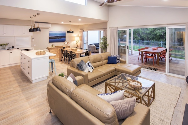 Smart TV, fireplace, video games, DVD player