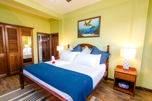 3 habitaciones y caja de seguridad en la habitación 