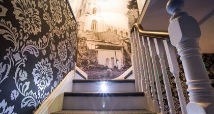 Number 10 Abbey - Poppy line apartment