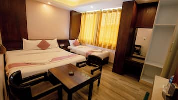 In-room safe, desk, soundproofing, free WiFi