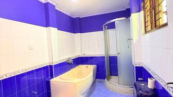 Kamar Double Mewah, 1 kamar tidur | Kamar mandi | Shower, perlengkapan mandi gratis, pengering rambut, dan handuk