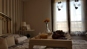 4 chambres, fer et planche à repasser, accès Internet, draps fournis