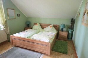 1 habitación y ropa de cama 