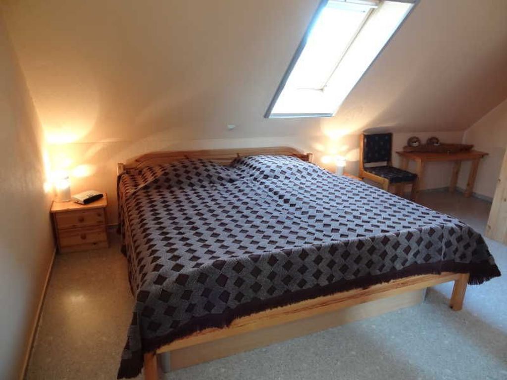 2 Schlafzimmer, Schreibtisch, Reisekinderbett, WLAN