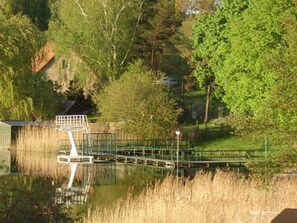 Unclassified image, 5 of 10, button