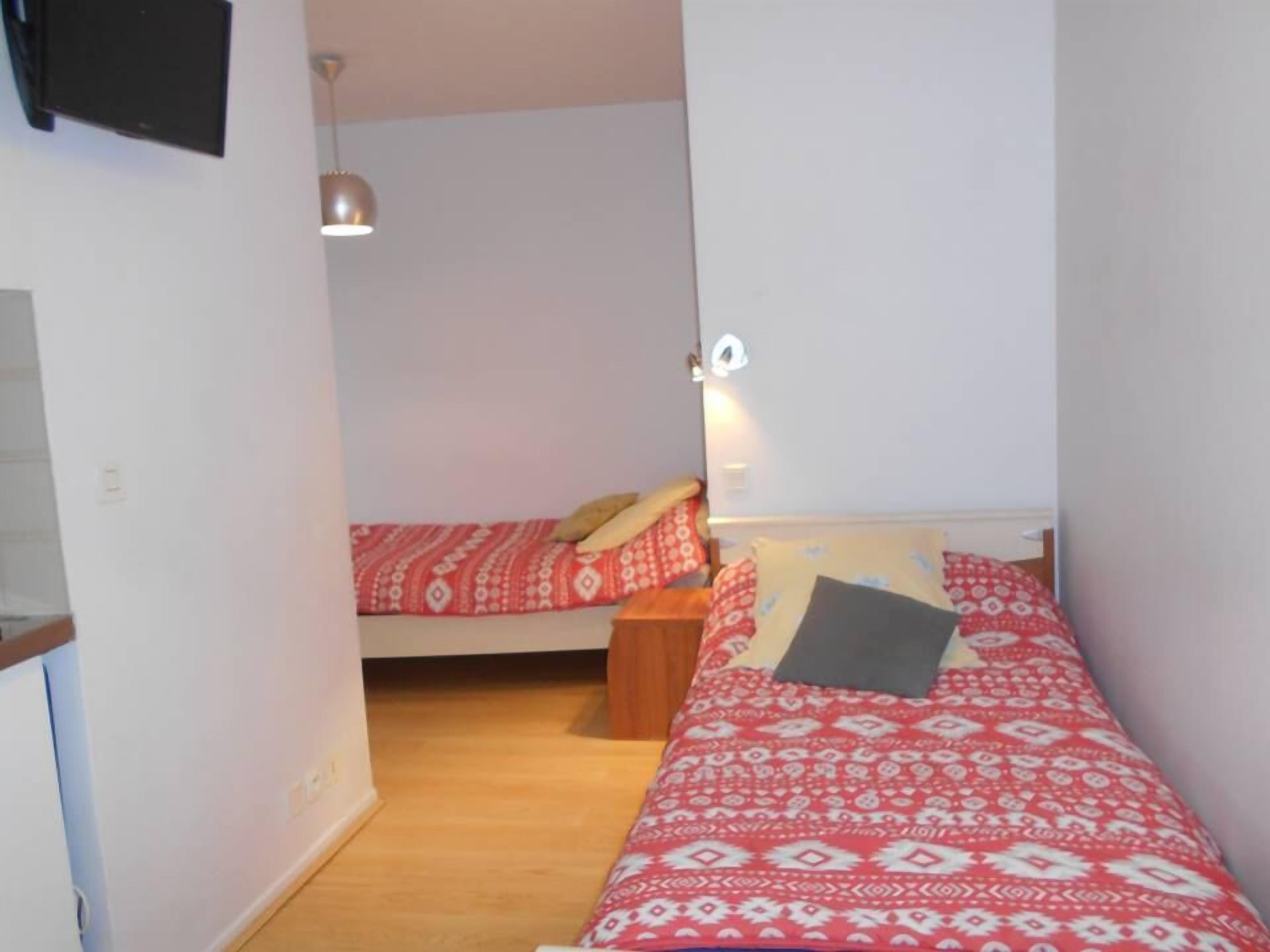 basic room | 1 bedroom, blackout curtains, free cots/infant beds, free wifi