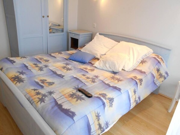 Basic-Zimmer | 1 Schlafzimmer, Verdunkelungsvorhänge, kostenlose Babybetten