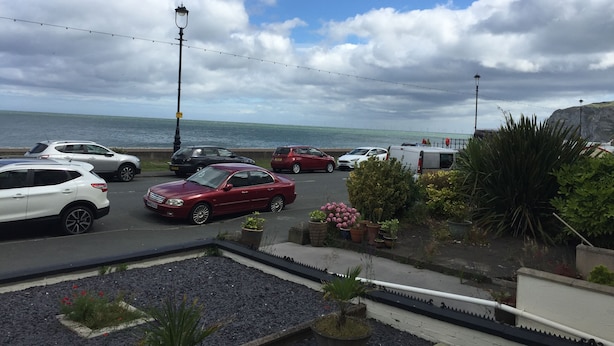 Unclassified image, 1 of 20, button - Seacliffe (Llandudno)