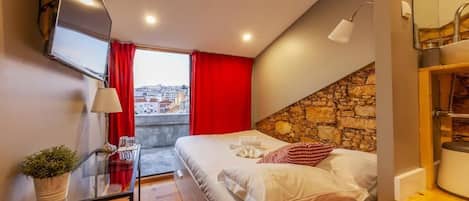 Panoramic Double Room, 1 Queen Bed, Terrace | Blackout curtains, iron/ironing board, free WiFi, bed sheets