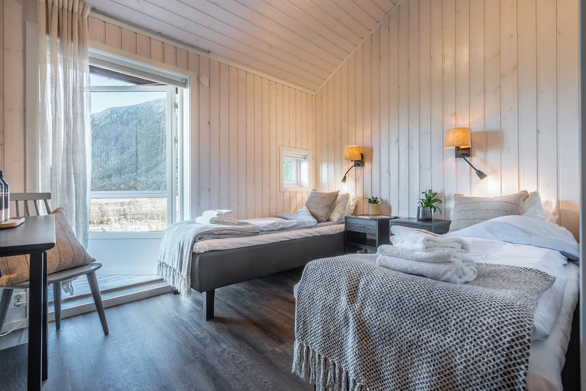 Blackout drapes, WiFi (free), bed sheets