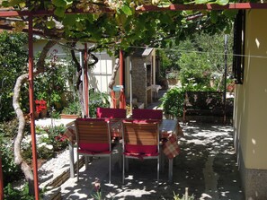 Apartment, 2 Bedrooms, Ground Floor (A) | Terrace/patio - Apartmani Simicev (Zadar)