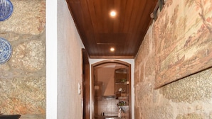 Maison, 3 chambres, rez-de-chaussée | Aire de séjour | Téléviseur à écran plat
