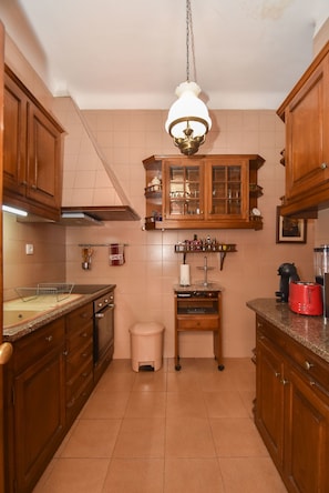 House, 3 Bedrooms, Ground Floor | Room amenity