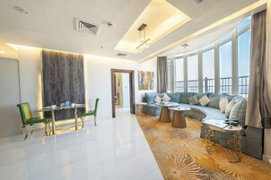 Suite Royal, 2 habitaciones | Zona de estar