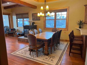 Dining - Luxury Riversedge Townhome (Pagosa Springs)