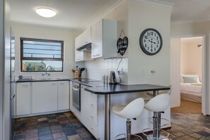 Apartment, 2 Bedrooms | Private kitchenette - Waikiki Villa (Cape Town)