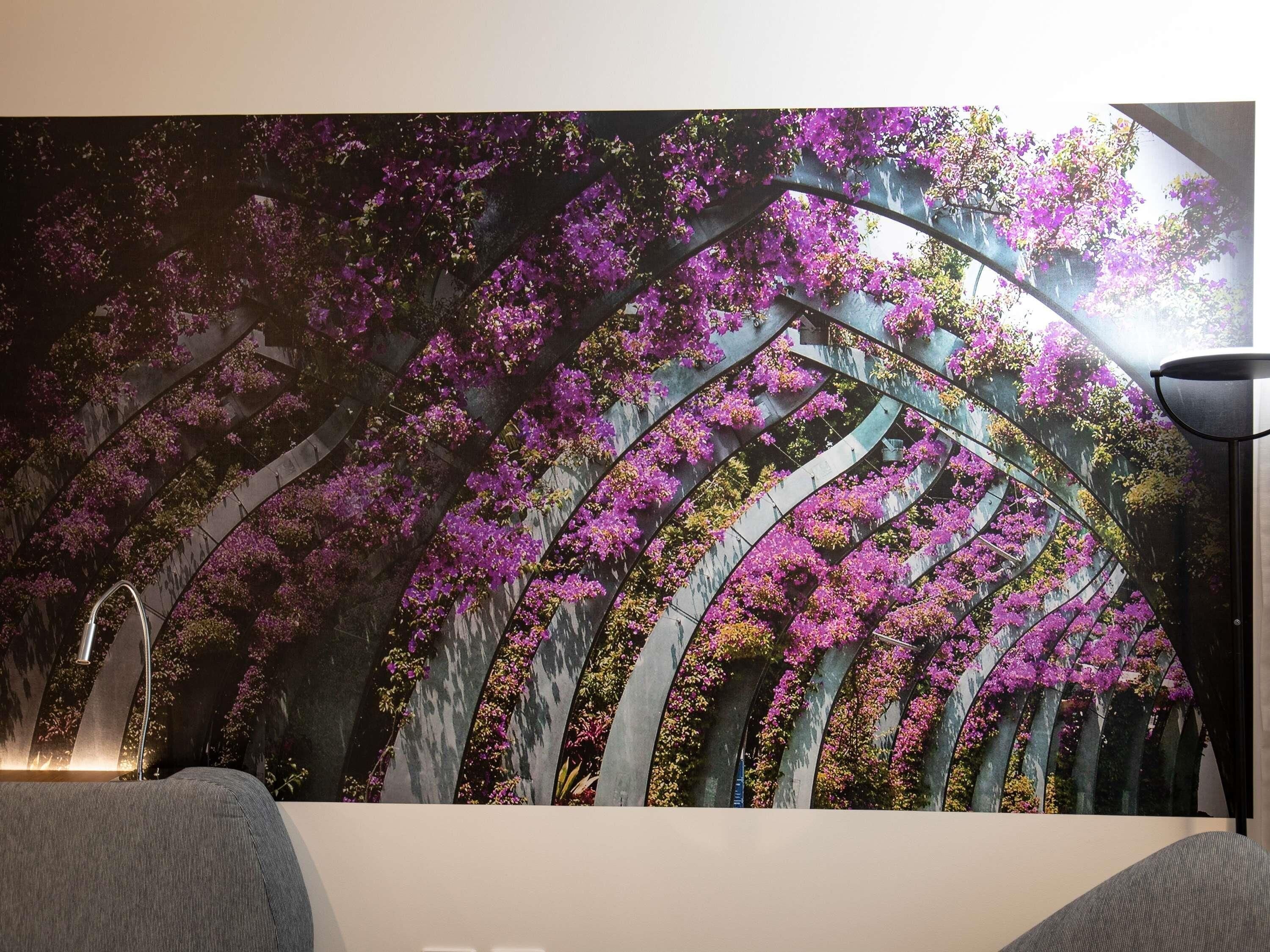 1 bedroom, hypo-allergenic bedding, minibar, in-room safe