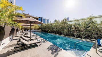 Outdoor pool, pool loungers