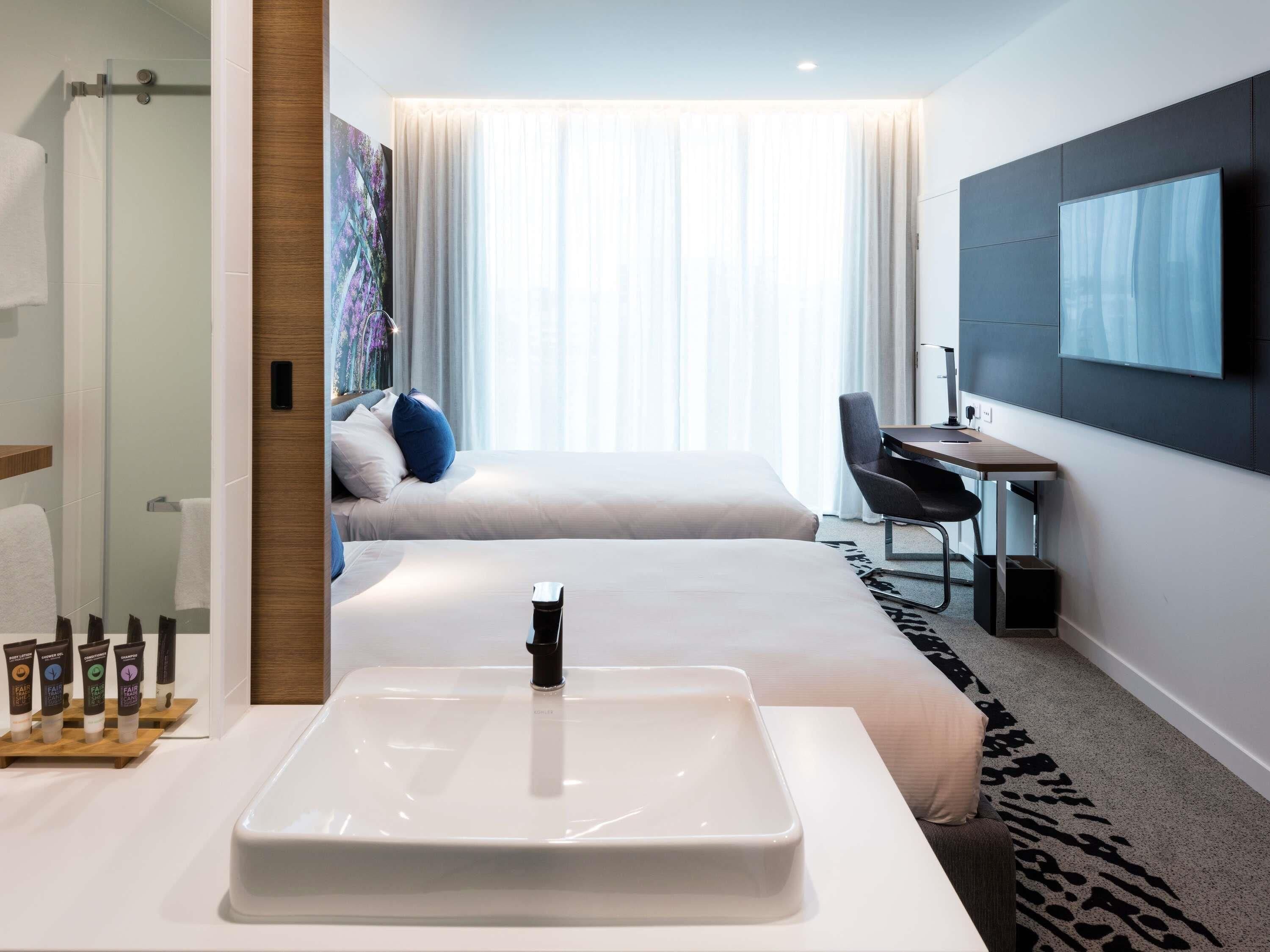 Premier Double Room, 2 Double Beds, City View ('N' Room)