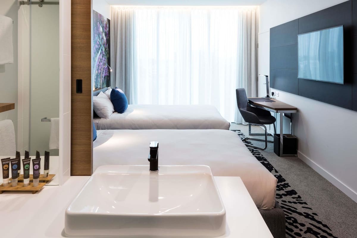 Premier Double Room, 2 Double Beds, City View ('N' Room)
