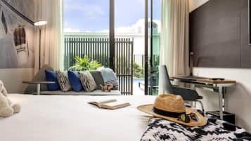 Room, 1 King Bed, Pool Access | 1 bedroom, hypo-allergenic bedding, minibar, in-room safe