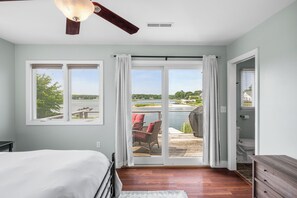 3 bedrooms, iron/ironing board, travel cot, free WiFi