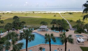 A heated pool - See Beautiful Sunsets Over The Gulf From Your Private Balcony  (Clearwater)