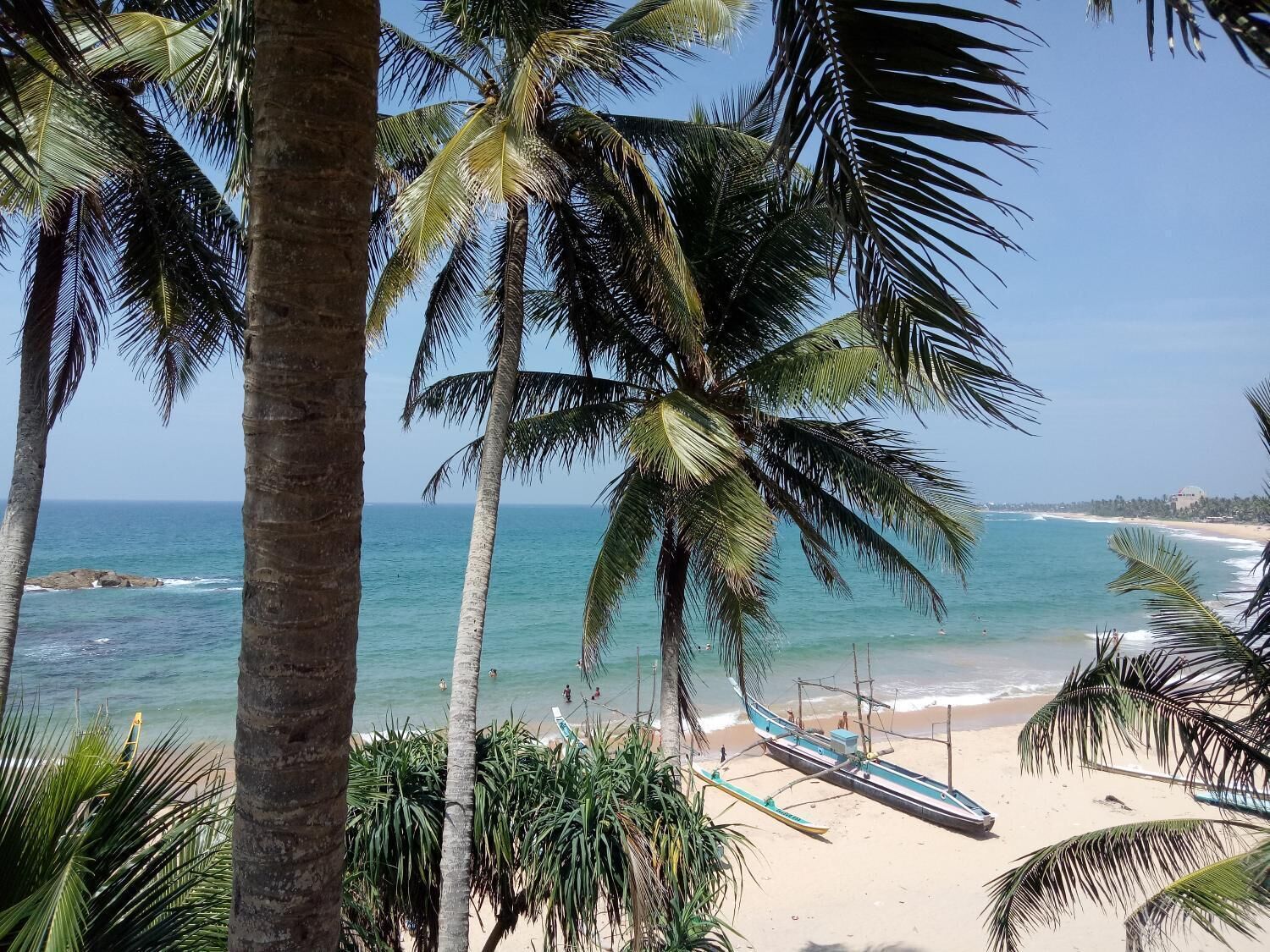 Na praia, prática de mergulho autônomo 