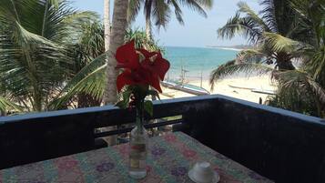 Deluxe Double Room, Smoking, Beach View | Balcony