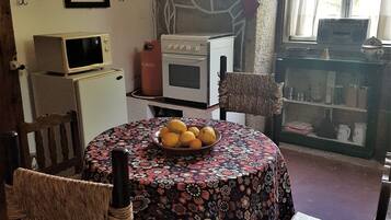Rumah, 3 kamar tidur | Dapur pribadi | Lemari es besar, microwave, oven, dan kompor
