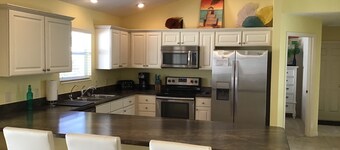 3-Bed Pet-Friendly Rental: Near Brownwood Paddock & Outdoor Oasis