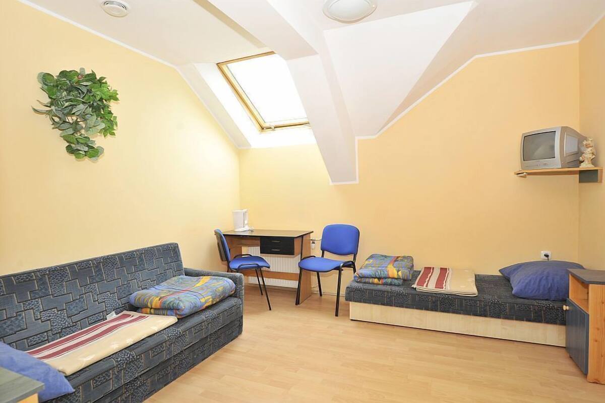 Double Room | Free WiFi