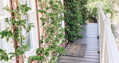 Park Place Inn and Cottages