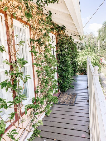 Park Place Inn and Cottages