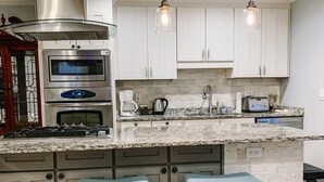 Private kitchen - Park Place Inn and Cottages (Sanford)