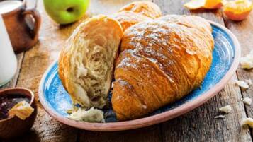 Daily cooked-to-order breakfast for a fee