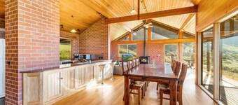 Apollo Panorama Guesthouse