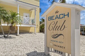 Exterior detail - 2BR Beach Style w Pool Beach Club Siesta 204C RVA (Sarasota)