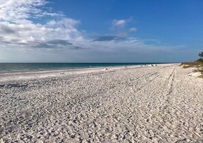 Beach nearby, sun loungers, beach towels
