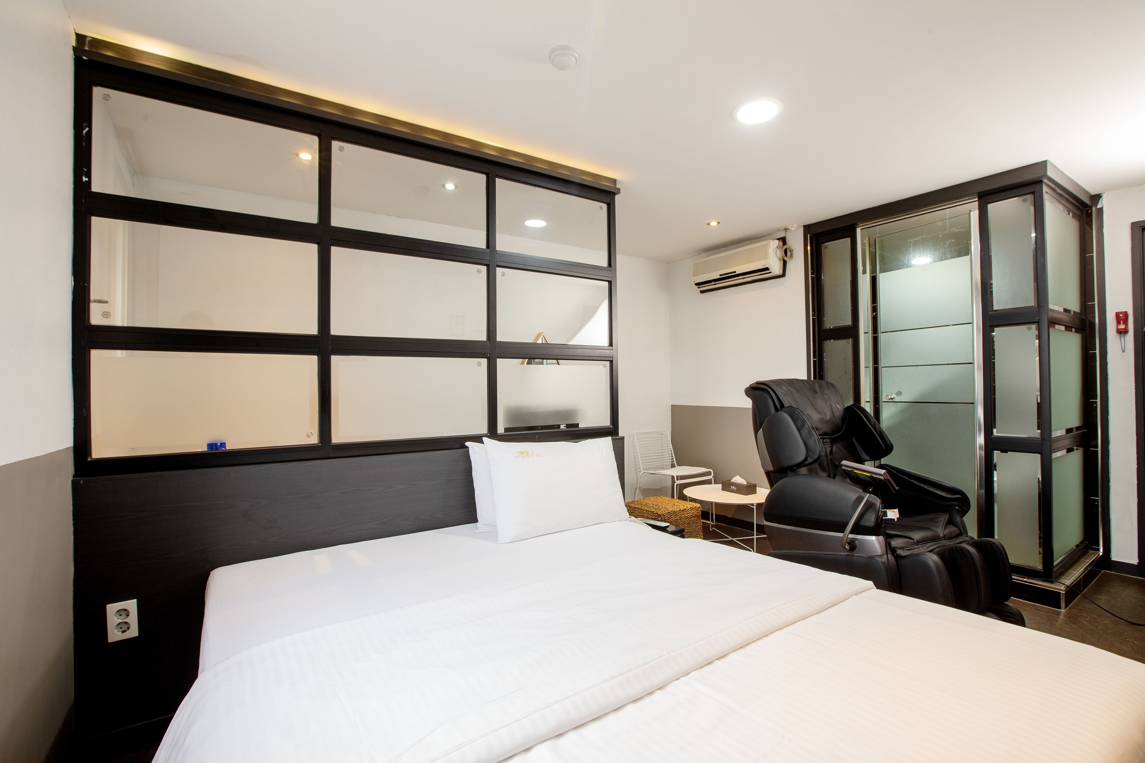 superior room, 1 double bed (b) | 1 bedroom, individually decorated, free wifi