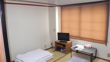 Japanese Style Room (For 1 Guest), Shared Bathroom, Smoking | Living area | Flat-screen TV