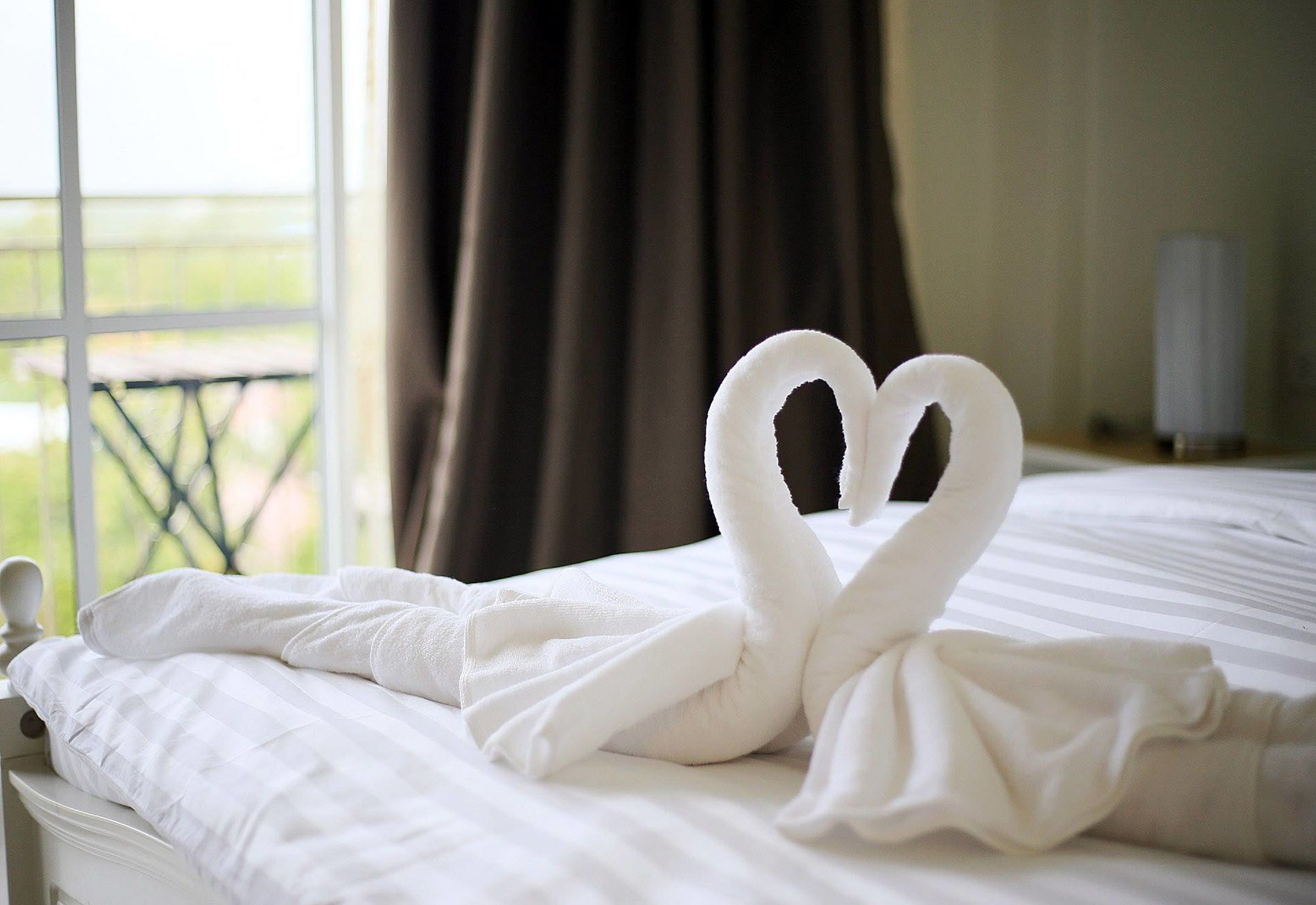 deluxe double room with mountain view | 1 bedroom, blackout curtains, free wifi, wheelchair access