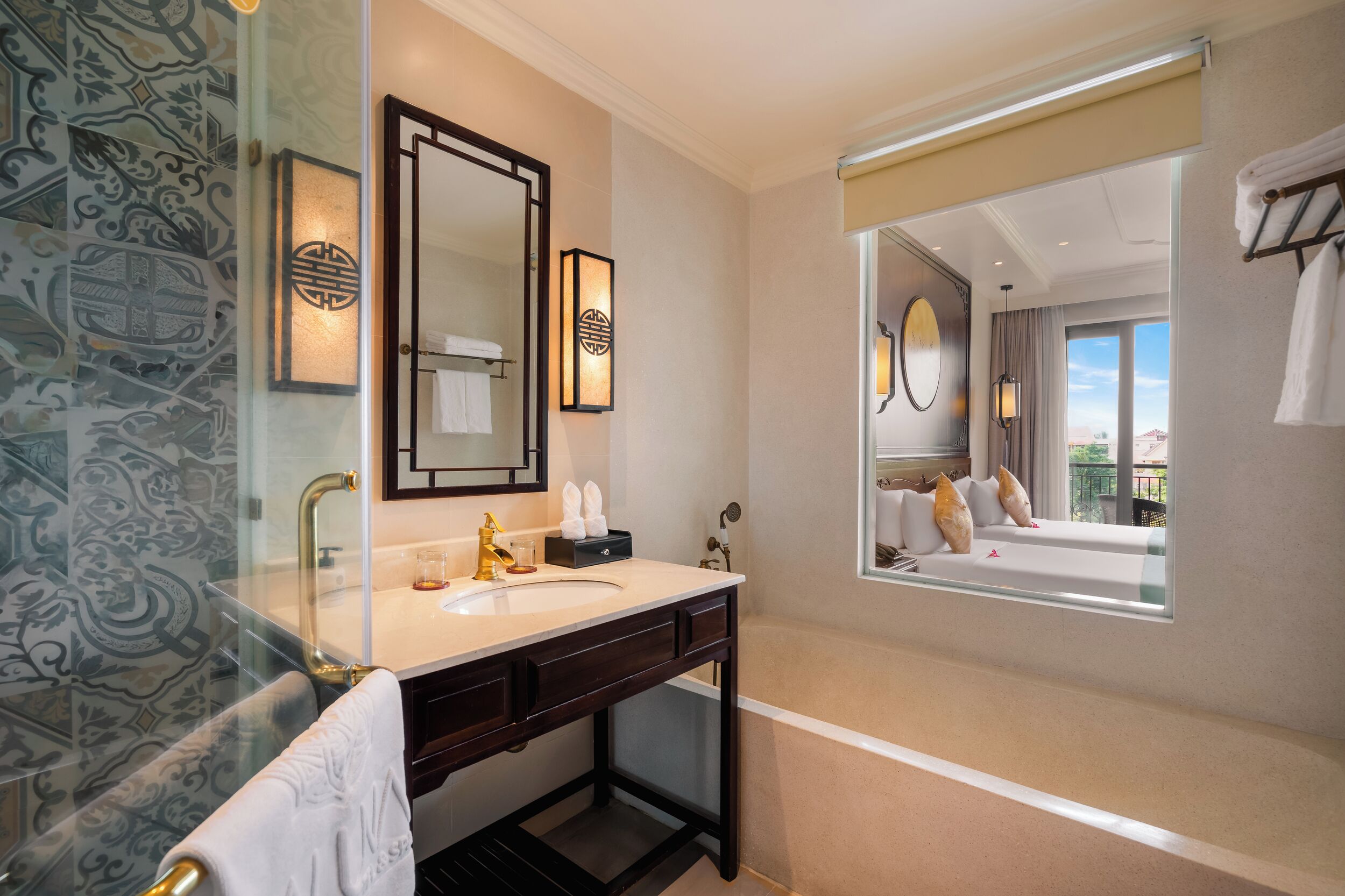 family connecting room, balcony, river view | 2 bedrooms, minibar, in-room safe, desk