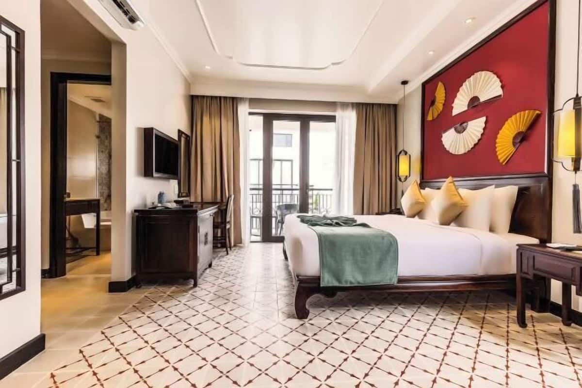2 camere, minibar, una cassaforte in camera, una scrivania