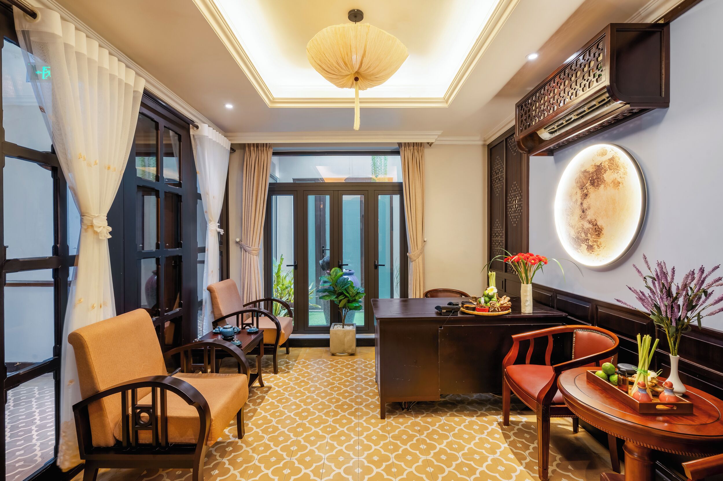 body treatments, body wraps, body scrubs, facials