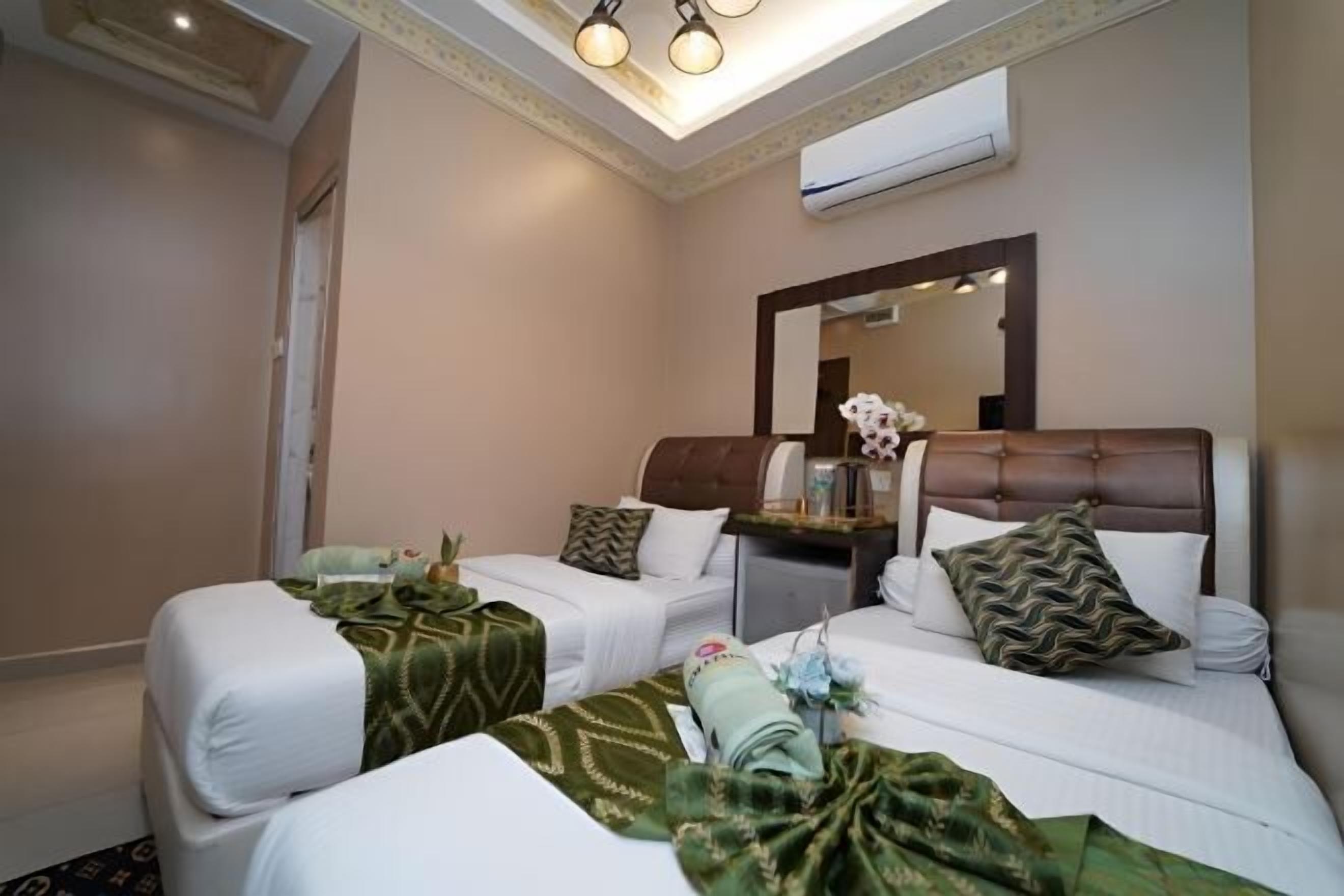 Meja, seterika/papan seterika, Wi-fi percuma 